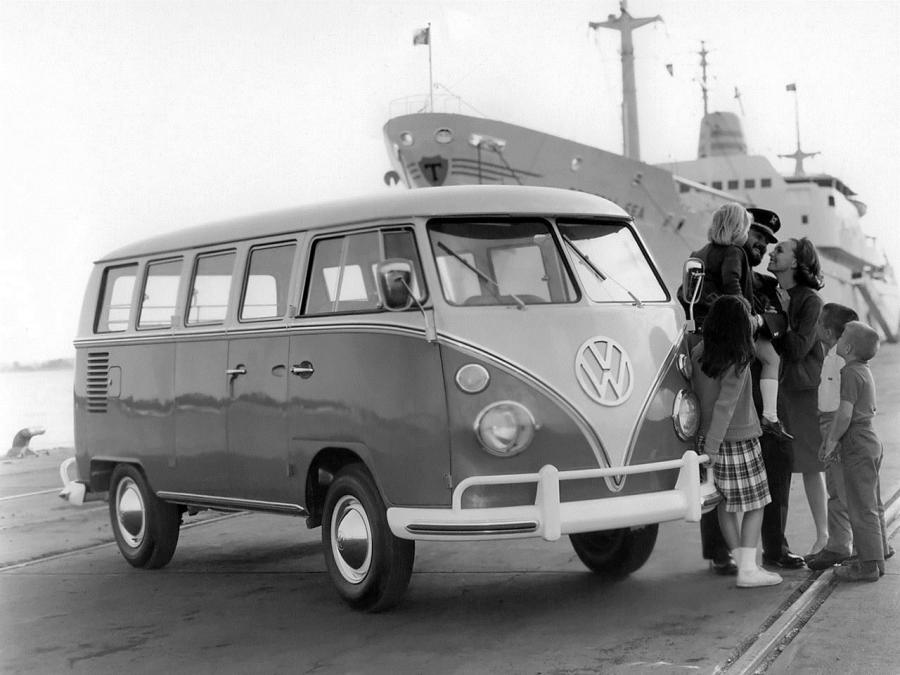  Volkswagen T1 Deluxe Bus 1963 года  (фото 19 из 26)